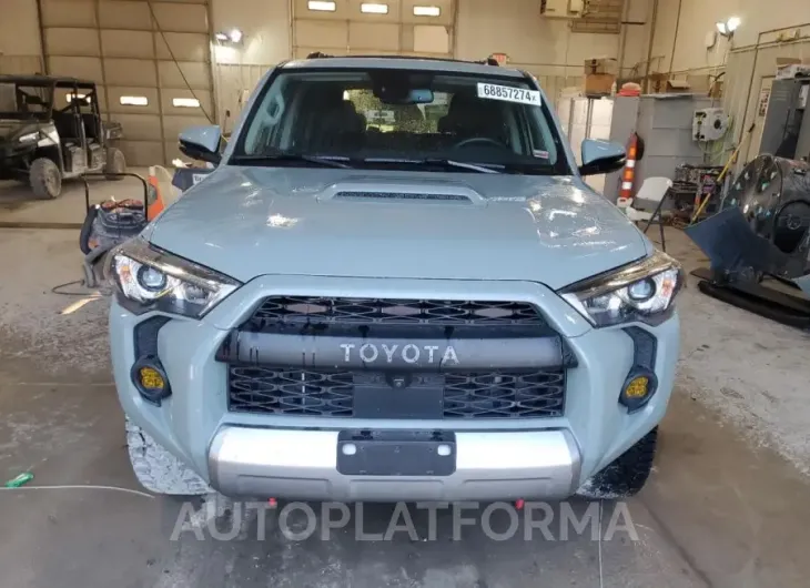 TOYOTA 4RUNNER SR 2022 vin JTERU5JRXN5985743 from auto auction Copart