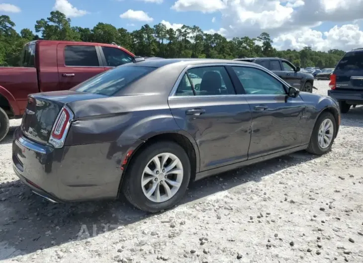 CHRYSLER 300 LIMITE 2015 vin 2C3CCAAG4FH780700 from auto auction Copart