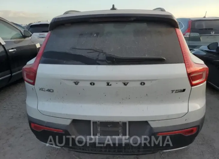 VOLVO XC40 T5 R- 2020 vin YV4162UM5L2250139 from auto auction Copart