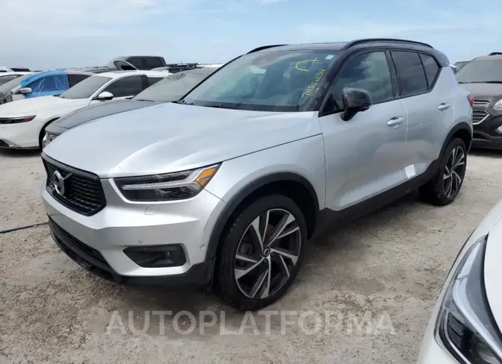 VOLVO XC40 T5 R- 2019 vin YV4162UM9K2155842 from auto auction Copart