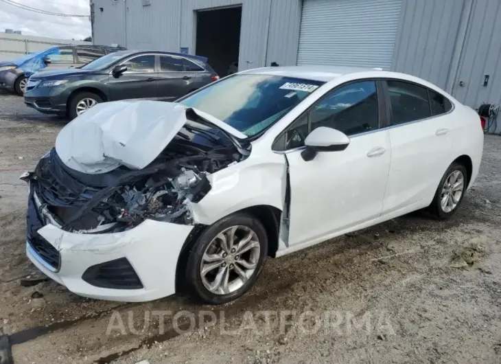 CHEVROLET CRUZE LT 2019 vin 1G1BE5SM7K7146664 from auto auction Copart