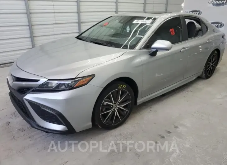 TOYOTA CAMRY SE N 2024 vin 4T1G11AK7RU235479 from auto auction Copart