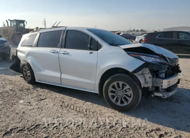 TOYOTA SIENNA XLE 2022 vin 5TDYRKEC6NS105993 from auto auction Copart