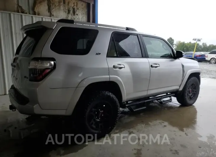 TOYOTA 4RUNNER SR 2020 vin JTEBU5JR3L5759915 from auto auction Copart