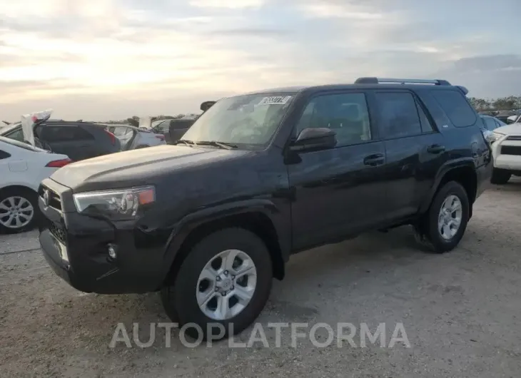 TOYOTA 4RUNNER SR 2024 vin JTEEU5JR0R5309533 from auto auction Copart