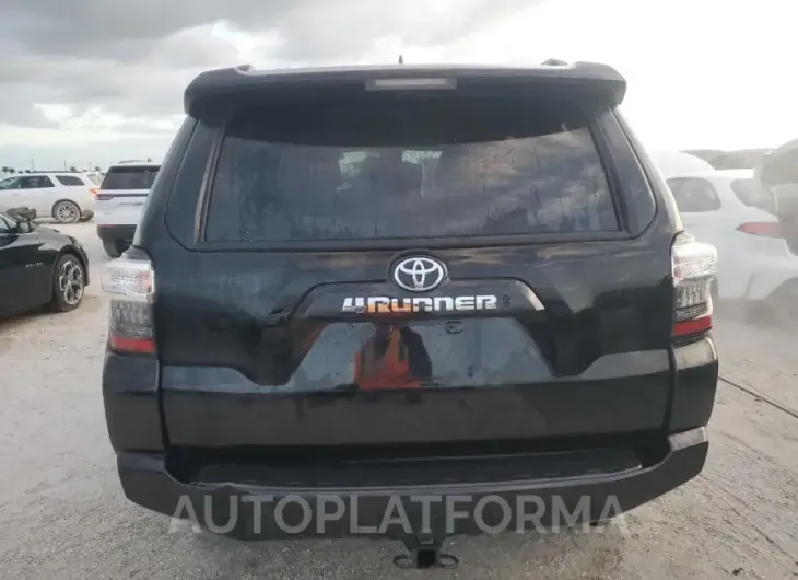 TOYOTA 4RUNNER SR 2024 vin JTEEU5JR0R5309533 from auto auction Copart