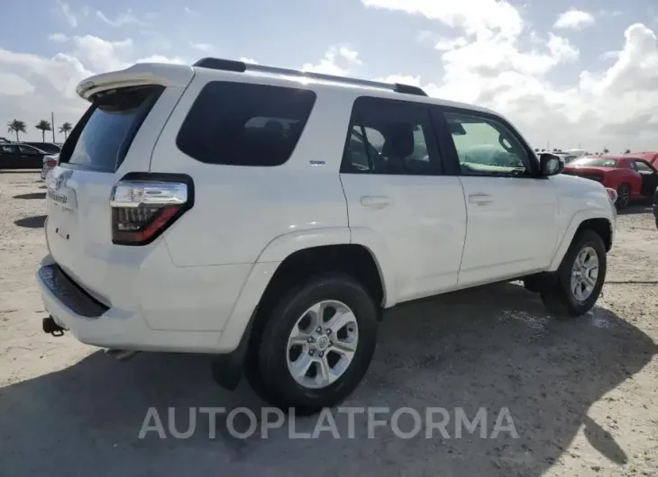 TOYOTA 4RUNNER SR 2024 vin JTEEU5JR1R5306012 from auto auction Copart