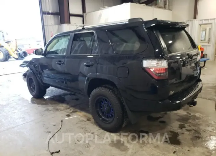 TOYOTA 4RUNNER SR 2022 vin JTEMU5JRXN5981217 from auto auction Copart