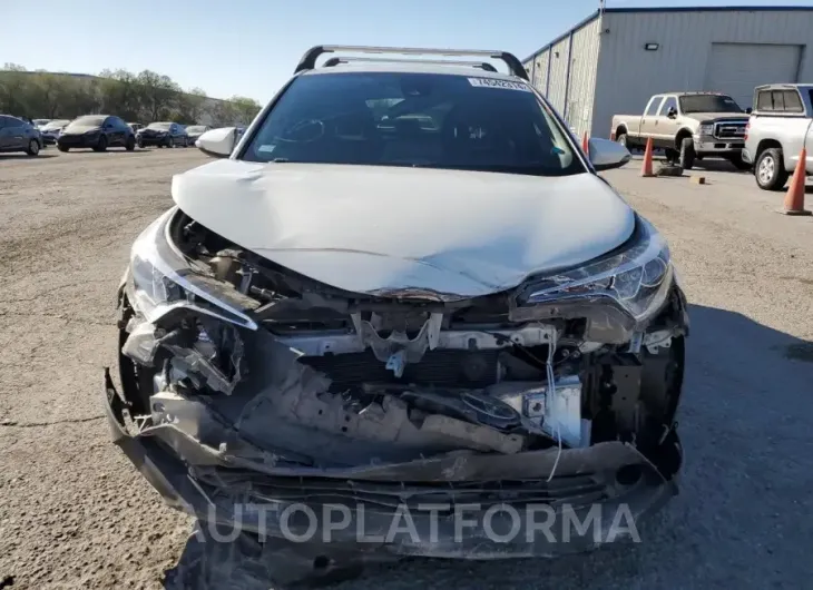 TOYOTA C-HR XLE 2019 vin JTNKHMBX9K1045725 from auto auction Copart