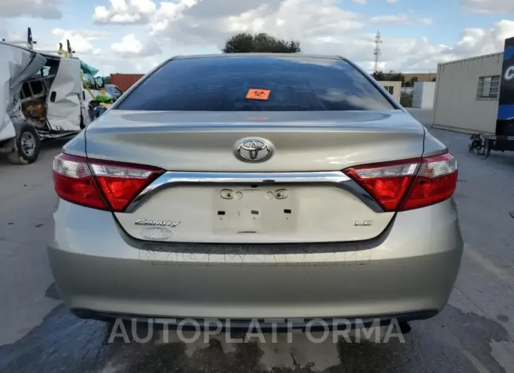 TOYOTA CAMRY LE 2015 vin 4T1BF1FK6FU489488 from auto auction Copart