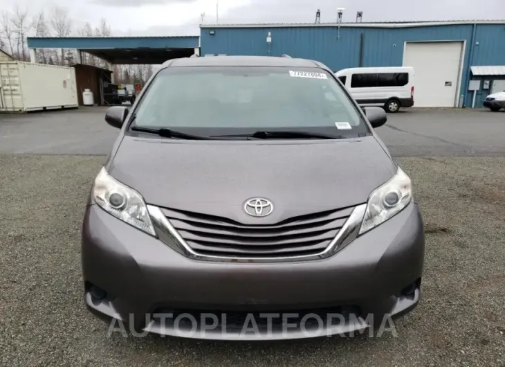 TOYOTA SIENNA LE 2015 vin 5TDKK3DC4FS648651 from auto auction Copart