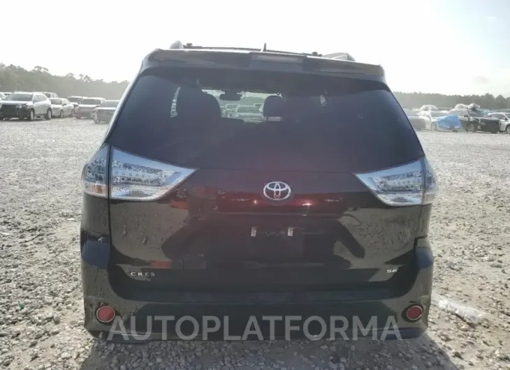 TOYOTA SIENNA SE 2018 vin 5TDXZ3DC4JS909593 from auto auction Copart