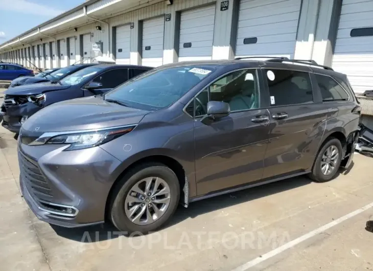 TOYOTA SIENNA XLE 2022 vin 5TDYRKEC2NS136075 from auto auction Copart