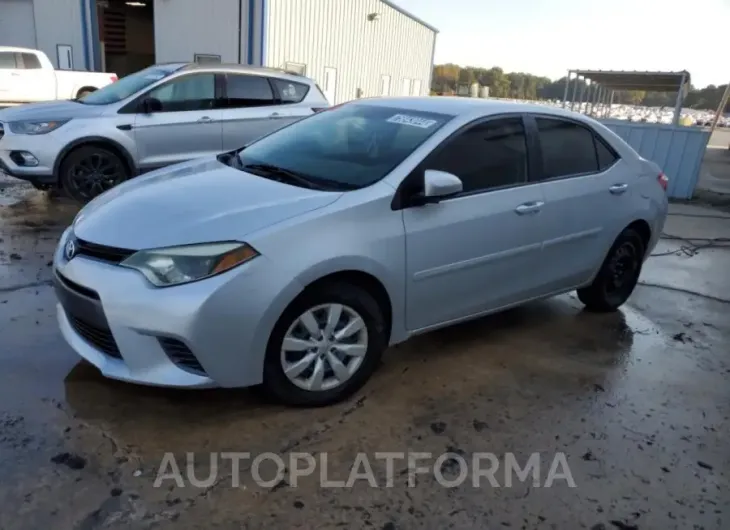 TOYOTA COROLLA L 2015 vin 5YFBURHE4FP279551 from auto auction Copart