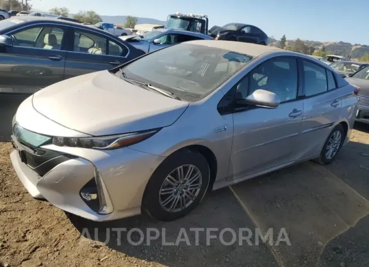 TOYOTA PRIUS PRIM 2019 vin JTDKARFP9K3117060 from auto auction Copart