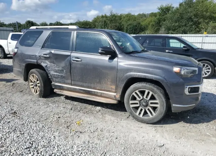 TOYOTA 4RUNNER SR 2019 vin JTEBU5JR1K5733215 from auto auction Copart