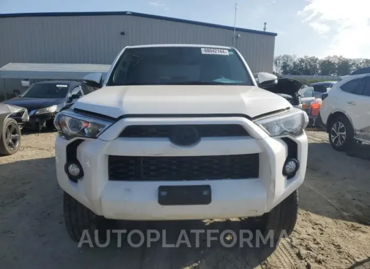 TOYOTA 4RUNNER SR 2018 vin JTEBU5JR9J5500701 from auto auction Copart