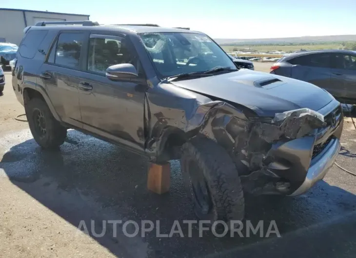 TOYOTA 4RUNNER SR 2022 vin JTERU5JR8N6037741 from auto auction Copart