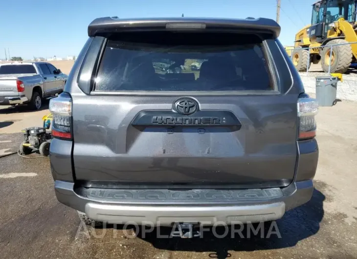 TOYOTA 4RUNNER SR 2022 vin JTERU5JR8N6037741 from auto auction Copart