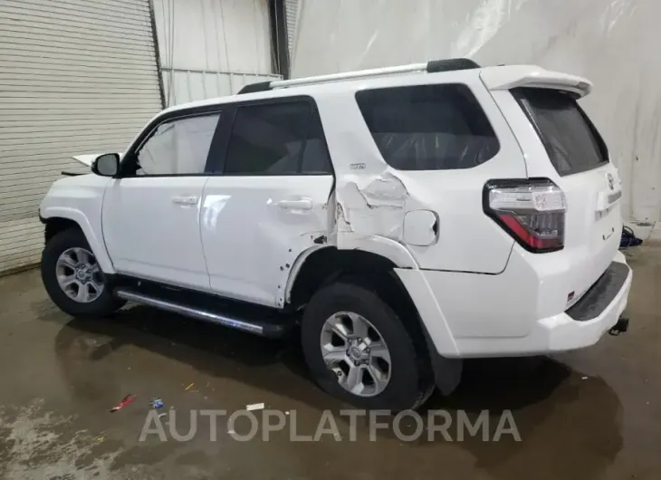 TOYOTA 4RUNNER SR 2020 vin JTEZU5JR2L5223293 from auto auction Copart