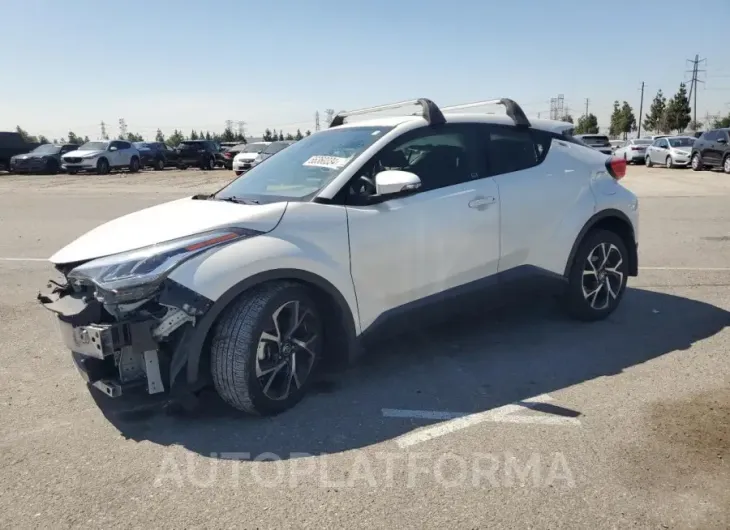 TOYOTA C-HR XLE 2020 vin JTNKHMBX5L1065813 from auto auction Copart