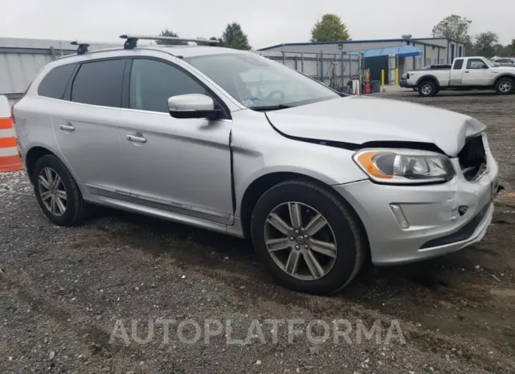 VOLVO XC60 T5 IN 2017 vin YV440MRU6H2146446 from auto auction Copart