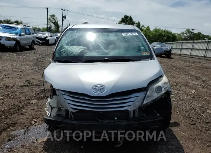 TOYOTA SIENNA LE 2015 vin 5TDKK3DC9FS643249 from auto auction Copart