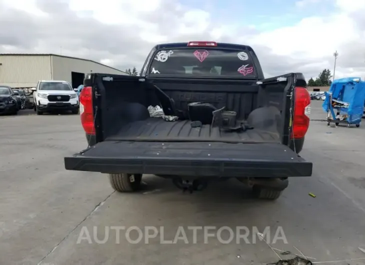 TOYOTA TUNDRA CRE 2019 vin 5TFDY5F12KX847698 from auto auction Copart