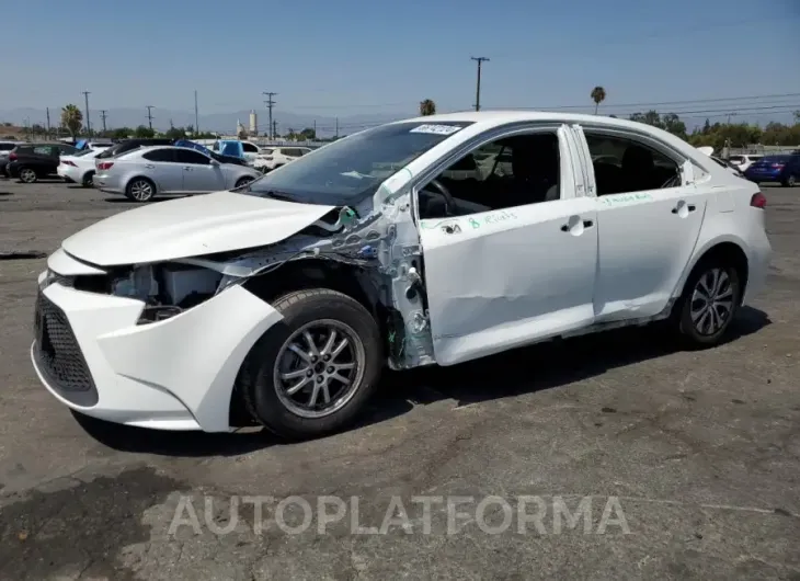 TOYOTA COROLLA LE 2022 vin JTDEAMDE6N3011963 from auto auction Copart