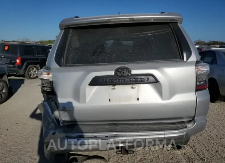 TOYOTA 4RUNNER SR 2018 vin JTEBU5JR9J5567024 from auto auction Copart