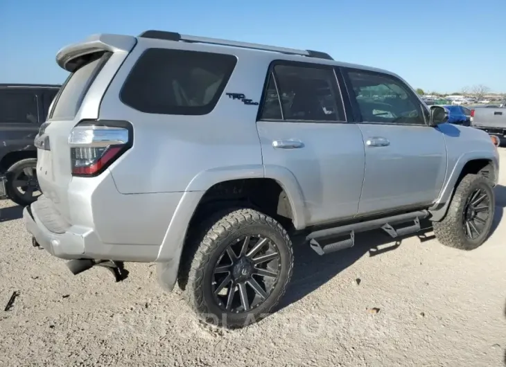 TOYOTA 4RUNNER SR 2018 vin JTEBU5JR9J5567024 from auto auction Copart