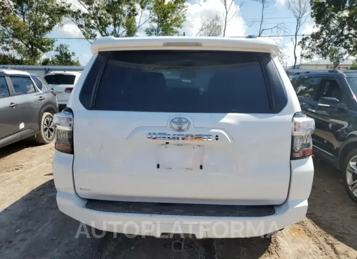 TOYOTA 4RUNNER SR 2024 vin JTEEU5JR0R5306941 from auto auction Copart