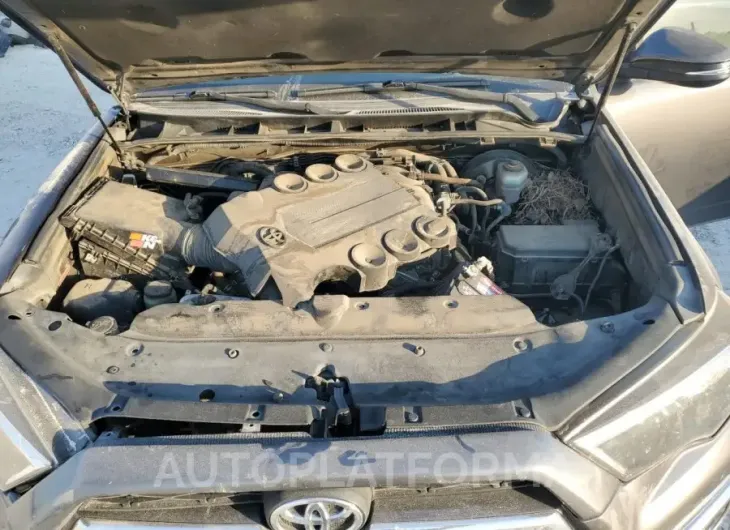 TOYOTA 4RUNNER SR 2018 vin JTEZU5JR0J5176245 from auto auction Copart