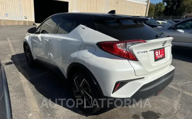 TOYOTA C-HR XLE 2020 vin JTNKHMBX6L1076576 from auto auction Copart