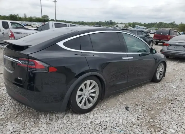 TESLA MODEL X 2017 vin 5YJXCAE25HF052260 from auto auction Copart