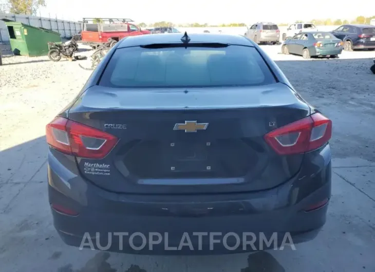 CHEVROLET CRUZE LT 2017 vin 1G1BE5SM3H7240307 from auto auction Copart