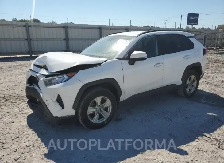 TOYOTA RAV4 XLE 2021 vin 2T3W1RFVXMC145452 from auto auction Copart