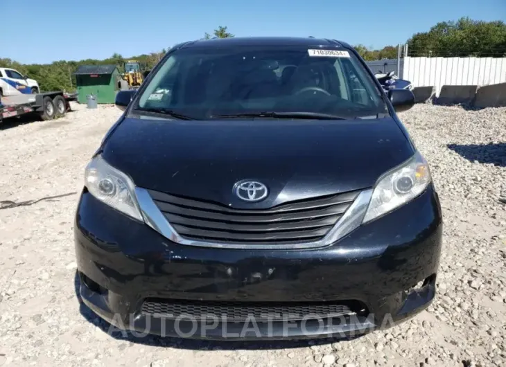 TOYOTA SIENNA LE 2015 vin 5TDKK3DC2FS606480 from auto auction Copart