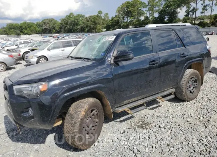 TOYOTA 4RUNNER SR 2018 vin JTEBU5JR1J5510395 from auto auction Copart