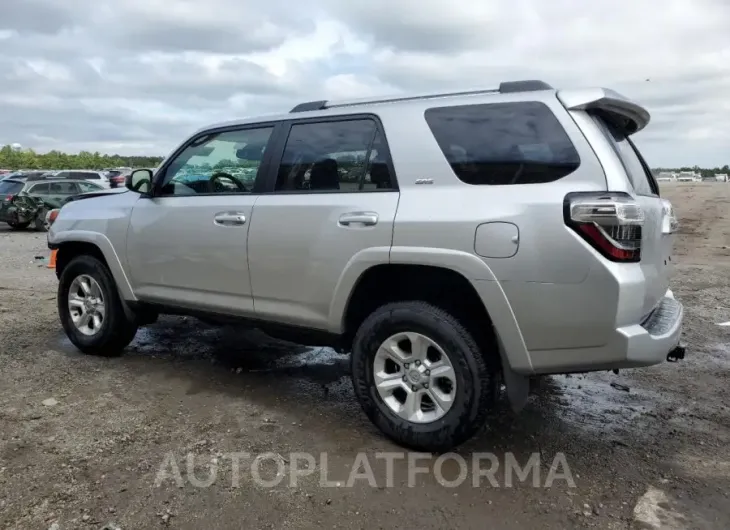 TOYOTA 4RUNNER SR 2024 vin JTEMU5JR9R6281821 from auto auction Copart