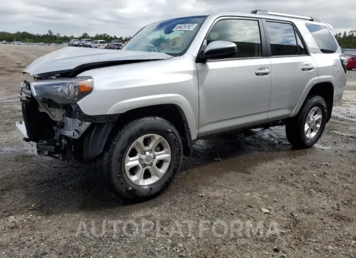 TOYOTA 4RUNNER SR 2024 vin JTEMU5JR9R6281821 from auto auction Copart