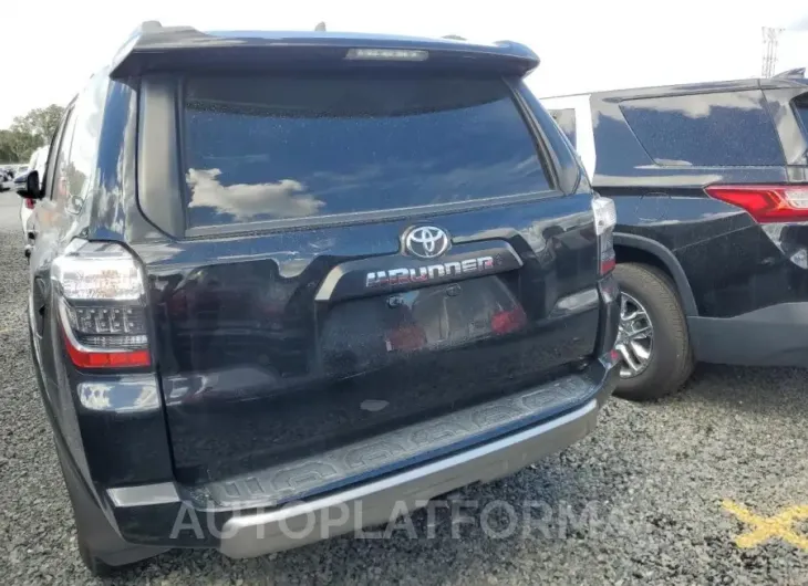 TOYOTA 4RUNNER SR 2022 vin JTERU5JR3N6073854 from auto auction Copart