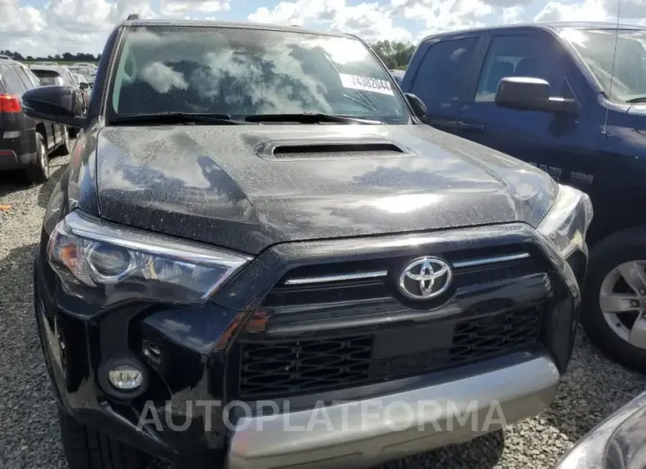 TOYOTA 4RUNNER SR 2022 vin JTERU5JR3N6073854 from auto auction Copart