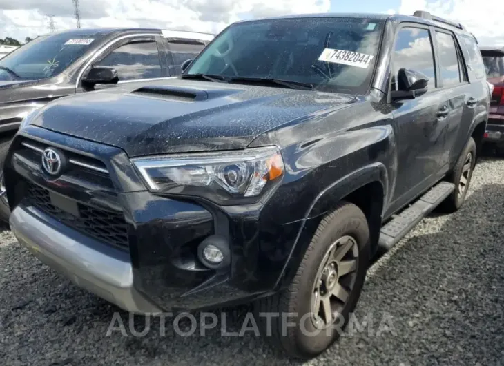 TOYOTA 4RUNNER SR 2022 vin JTERU5JR3N6073854 from auto auction Copart