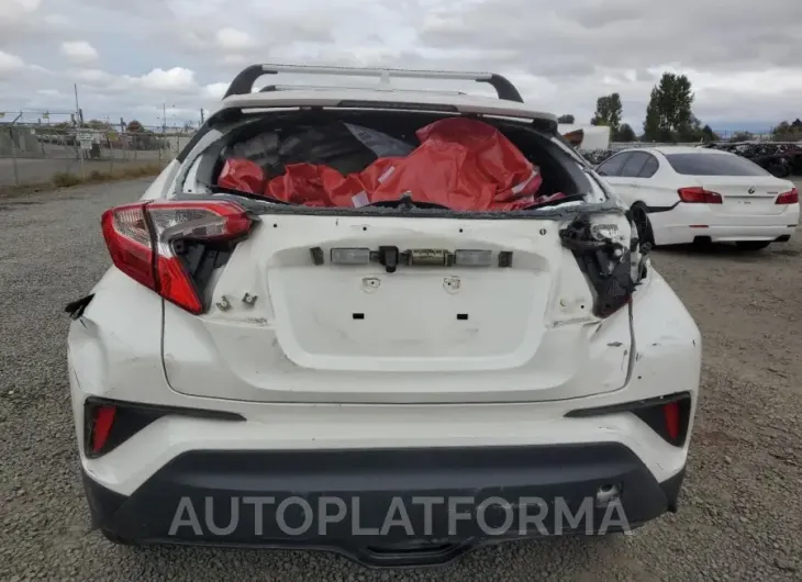 TOYOTA C-HR XLE 2020 vin JTNKHMBX1L1083967 from auto auction Copart