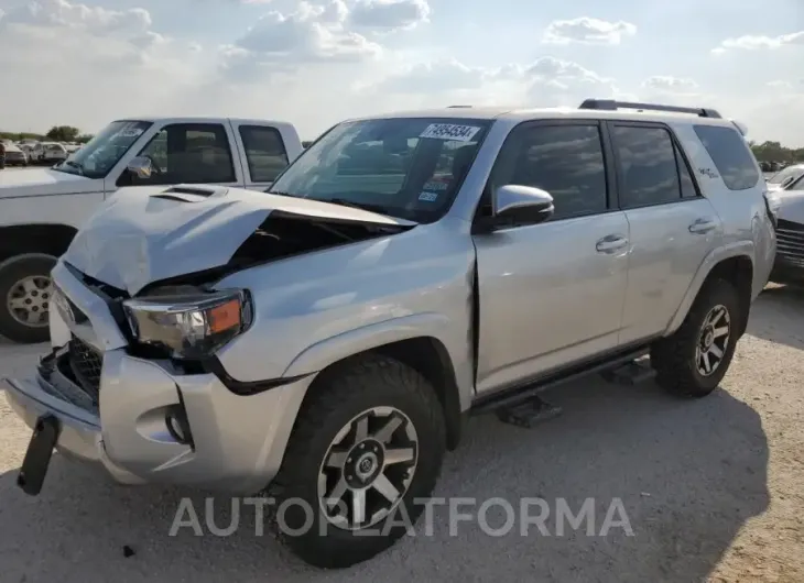 TOYOTA 4RUNNER SR 2019 vin JTEBU5JR4K5633027 from auto auction Copart