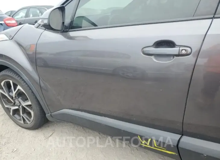 TOYOTA C-HR XLE 2021 vin JTNKHMBX4M1097511 from auto auction Copart