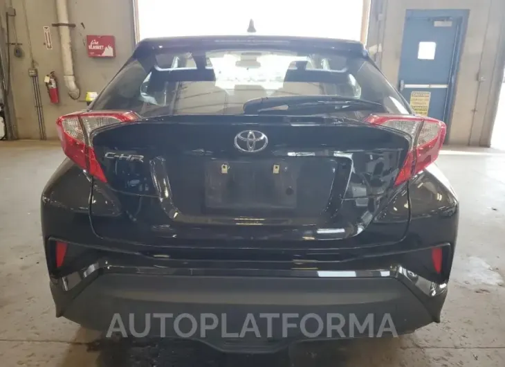 TOYOTA C-HR XLE 2021 vin NMTKHMBX0MR133040 from auto auction Copart