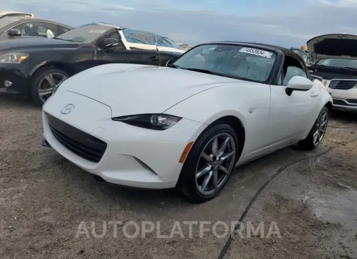 MAZDA MX-5 MIATA 2022 vin JM1NDAD77N0504821 from auto auction Copart