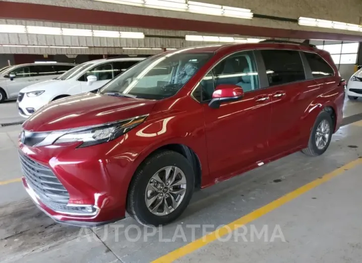 TOYOTA SIENNA XLE 2024 vin 5TDJRKEC9RS196605 from auto auction Copart